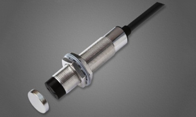 Neuer Typ eines Vorwärts- und Rückwärtsdrehzahlsensors